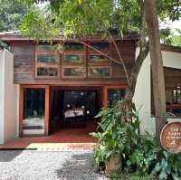 Meena : A Cozy Spot for Delicious Thai Cuisine