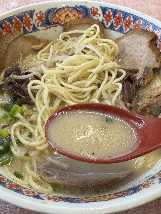 【北九州旅行】とんこつラーメン&焼飯🍜