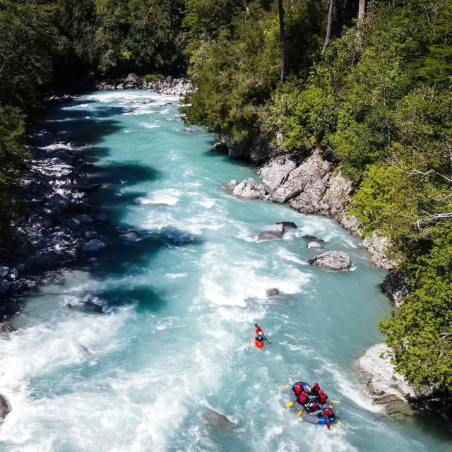 Rafting in chile 