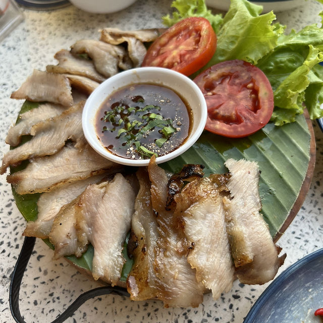 เสือหลงป่า ร้านอาหารไทยอุดรธานี 