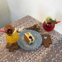 ヘリダンキルおすすめ！おしゃれなアンティークカフェ