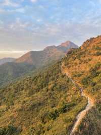 欣賞壯麗日落的理想行山路線：彎曲山