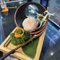 馬交覓食！打卡小熊造型．爆滿黃金蜆鍋