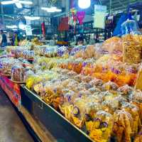 ตลาดประมงพื้นบ้านอ่างศิลา