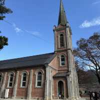 원주의 유일한 고딕양식 ‘용소막성당’에서의 로맨틱한 가을 야외데이트⛪️