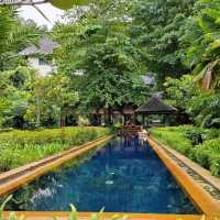 Exclusive Resort, Beautiful Beach, Emerald Water!