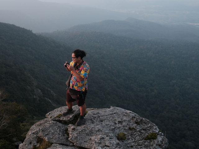 เดินป่าหน้าร้อนในไทย ใครบอกยาก🏔️🍃