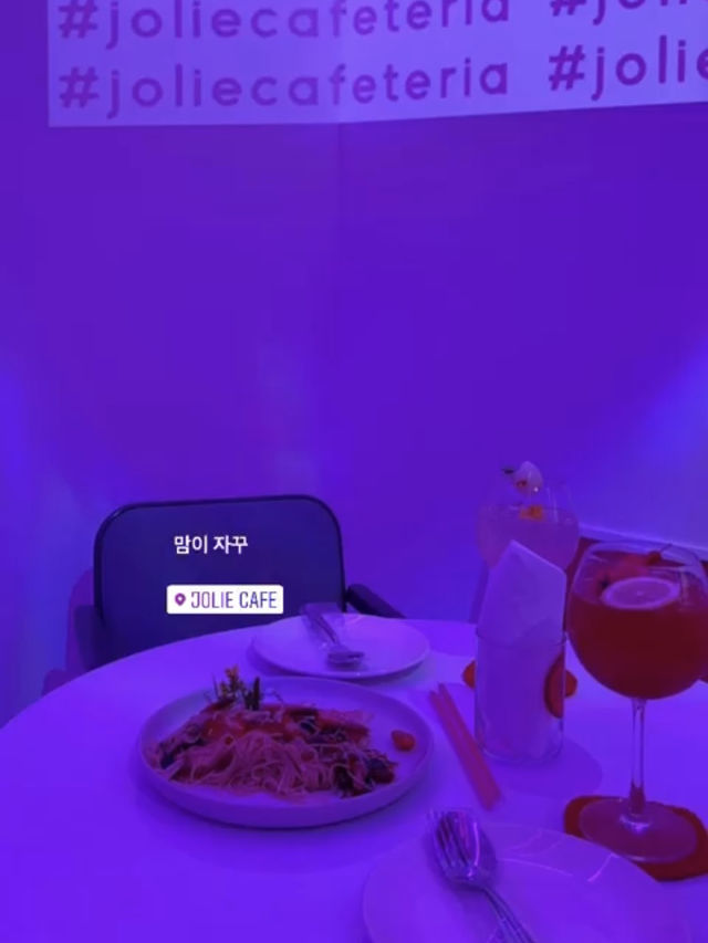 Jolie Cafe&Bar🦪🥂
