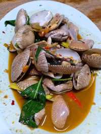 ร้านอาหารโกแดง อ.เถิน จ.ลำปาง