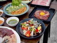 🥓☁️   #หมูกระทะ บนดาดฟ้า • #วิวอย่างปัง 