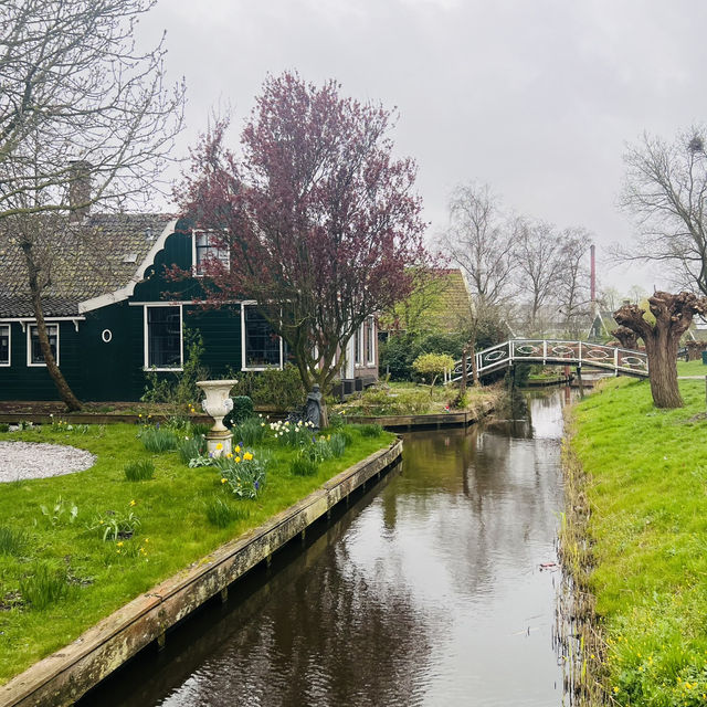 Whispers of the Past: The Enchanting Windmills of Zaandam