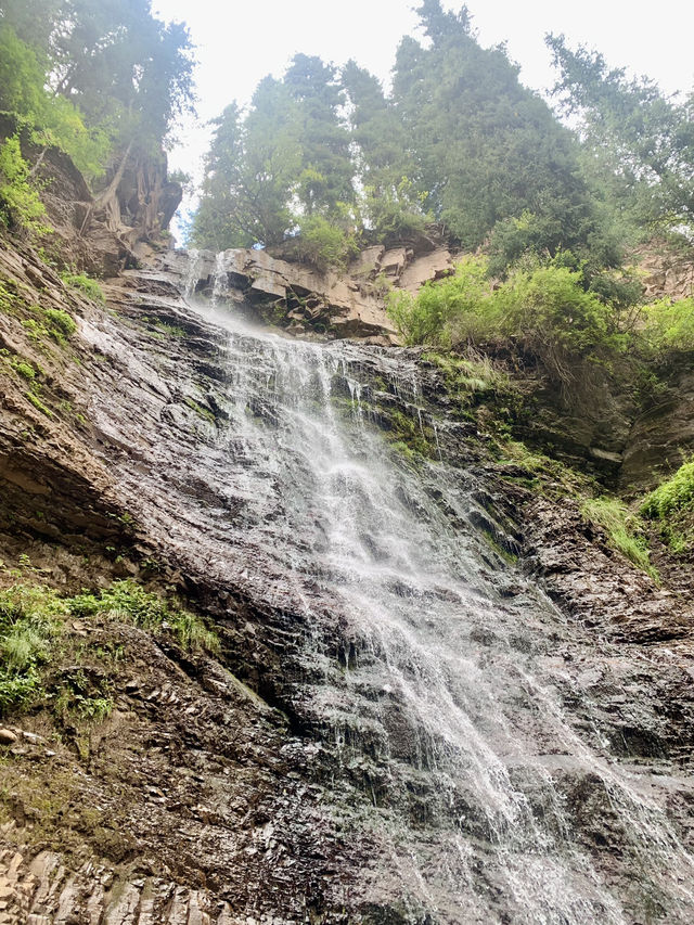 🇰🇬Waterfall + Green Hills Hike🥾🌳
