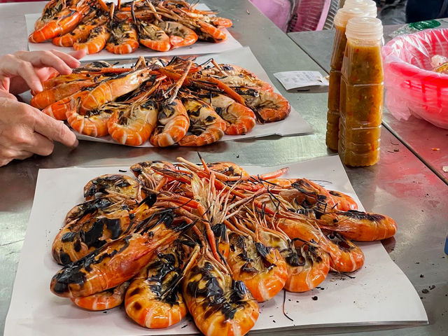 ร้านกุ้งเพื่อนแพรว - กุ้งเผารสเด็ดอยุธยา