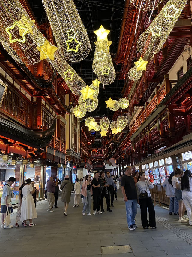 Yu Garden: Peaceful Retreat in Shanghai