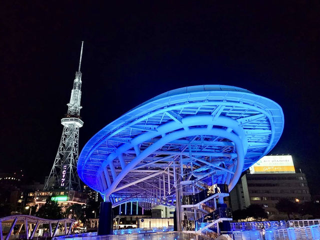 名古屋綠洲21-設計獨特，有如繁華鬧市中漂浮的宇宙飛船