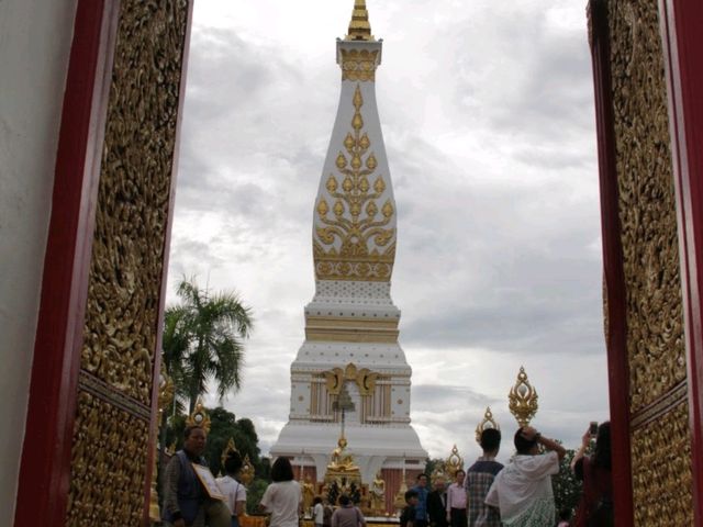 วัดพระธาตุพนมวรมหาวิหาร