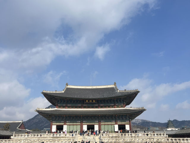 寒冬中的首爾探索：歷史、時尚與令人難忘的美食之旅
