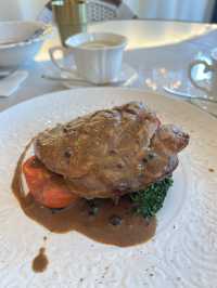  Royal Inn