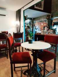 คาเฟ่ สไตล์ฝรั่งเศส : French House 