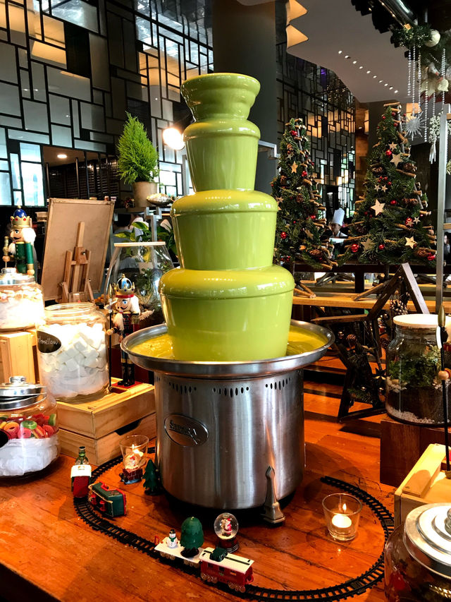 A Feast for the Senses: Lime Restaurant’s Gourmet Buffet Experience