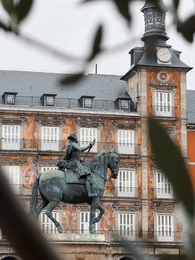 Madrid is nothing like the rest of Spain: simply splendid!