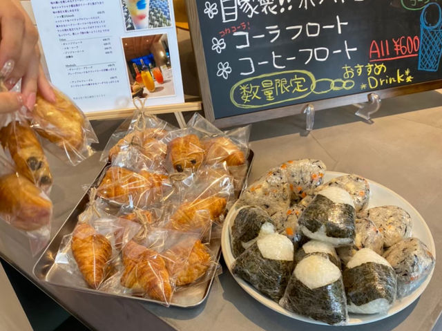 海外旅行気分が味わえるGARDEN POOL