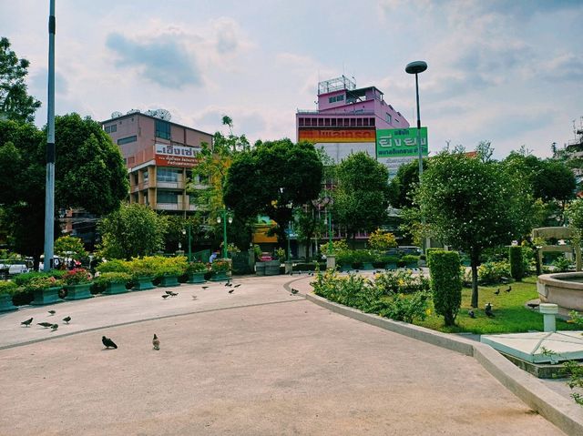 泰國曼谷市中心湄南河畔唐人街著名環島噴泉⛲公園景點：22 July Roundabout，適合打卡拍照📸親子遊
