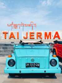 A UNIQUE EXPERIENCE RIDING CLASSIC CARS IN BALI.