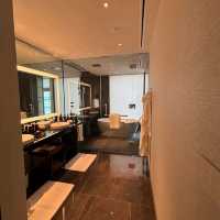 Four Seasons Hotel Tokyo at Otemachi