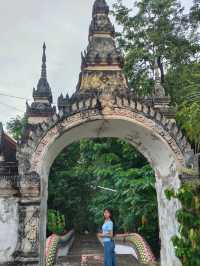วัดพระธาตุจอมแจ้ง แพร่