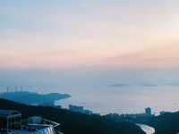 The Peak: From Fiery Sunset to Glittering Skyline ✨🌆
