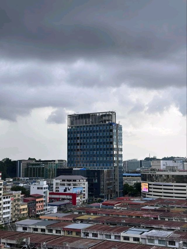 "Citadines Waterfront Kota Kinabalu-The Waterfront Heaven with Seabreeze Escape" 