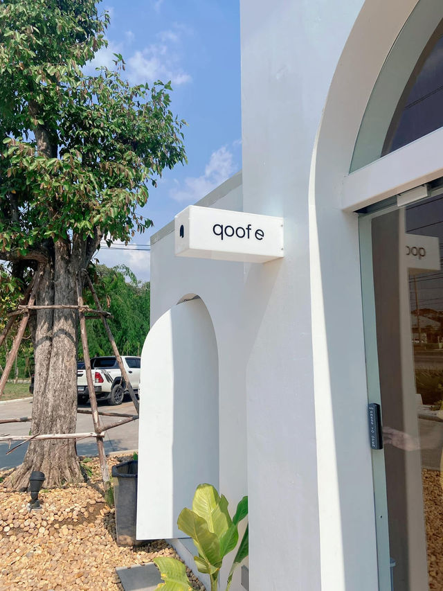 𝐪𝐨𝐨𝐟𝐞 𝐜𝐚𝐟𝐞'​ (คูเฟ่ คาเฟ่)