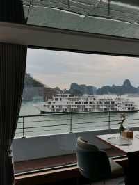 ⚓🌟 A Journey Through Jade Waters: My Halong Bay Cruise Adventure! 🌟⚓
