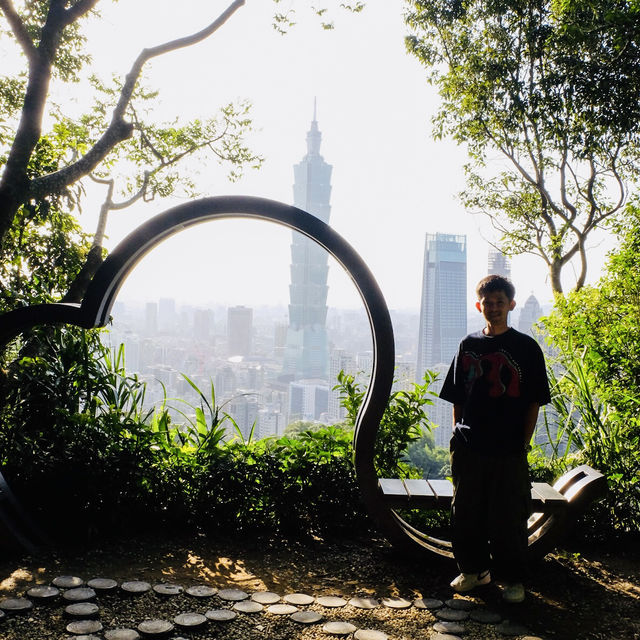 Xiangshan จุดชมวิวไทเป เดินไม่ไกล แต่วิวหลักล้าน