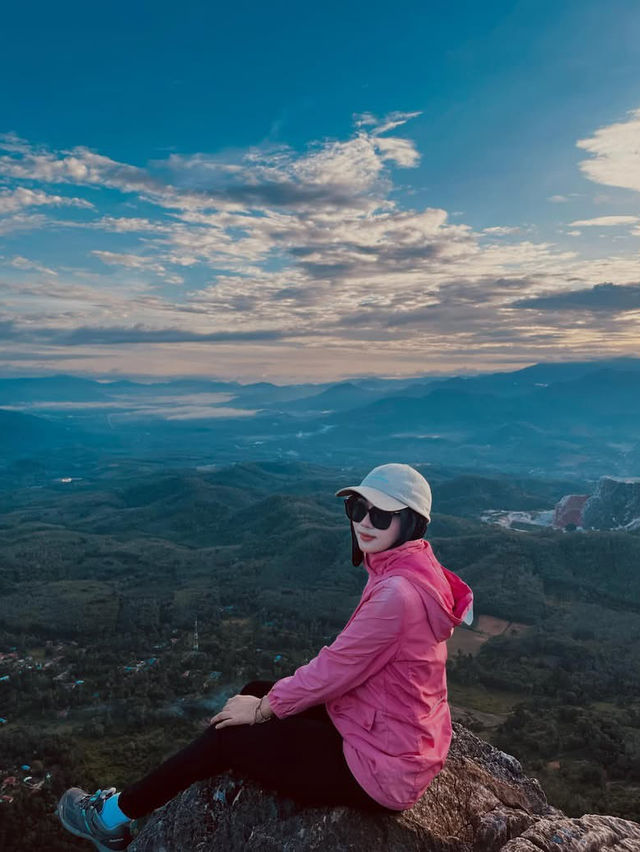 Traces at Puncak Senja
