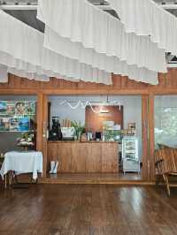 คาเฟ่ขนอม 