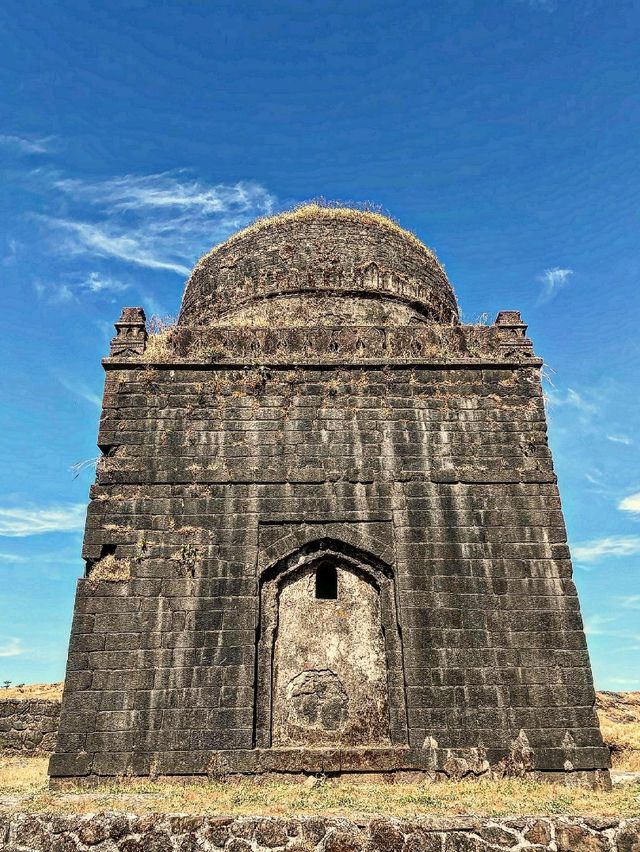 Conquering the Majestic Lohagad Fort: A Trek Through History