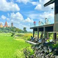 มีนา คาเฟ่ : คาเฟ่ยอดนิยมในจังหวัดกาญจนบุรี 