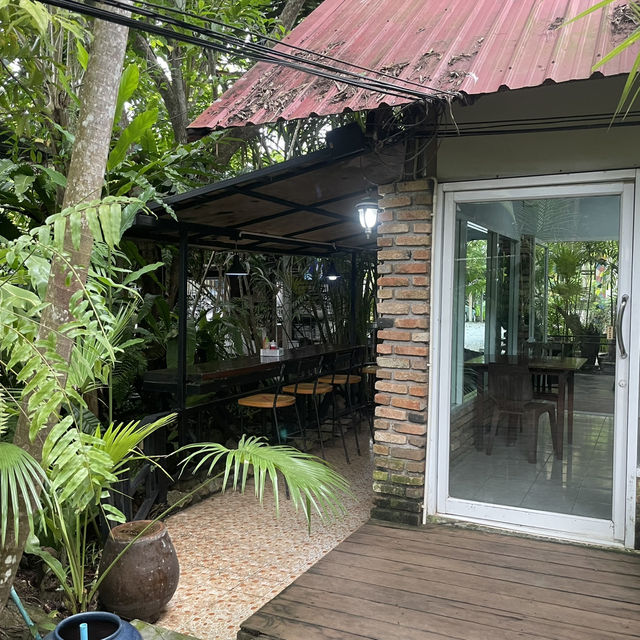 ย่านซื่อกาเดนท์ กาแฟสด ร้านอาหารแนะนำในสตูล