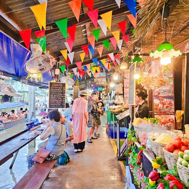 แชร์พิกัด เที่ยวตลาดน้ำสมุทรสงคราม