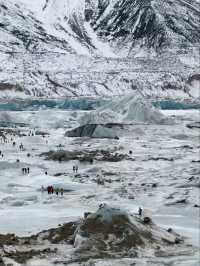 Laigu Glacier: A Symphony of Snow and Silence