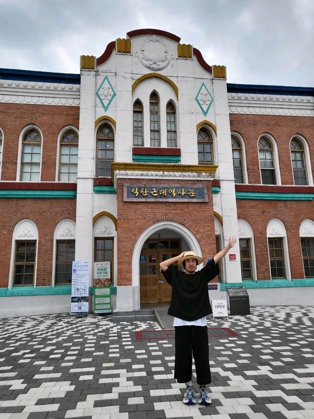 입구부터 멋스러움 가득한 익산 근대역사관