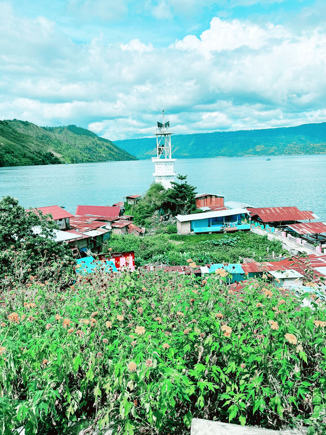 Toba Parapat Lighthouse: A Scenic Icon Above Lake Toba
