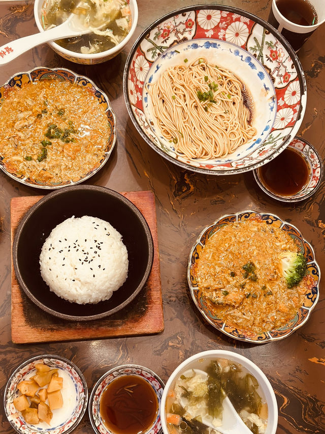 🦀“Crab Me If You Can” — The Timeless Shanghai Taste of Zhuang Shi Longxing