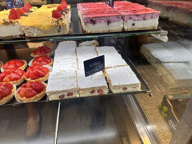 【Galeria Wypieków Lubaszka｜ポーランドの伝統スイーツを手軽に🍰】