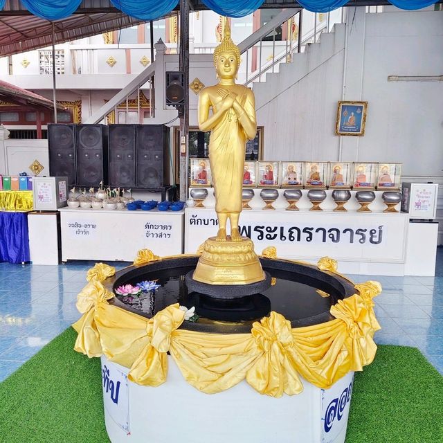 พระพุทธโปร่งฟ้า เจดีย์วัดดอนเมืองพระอารามหลวง