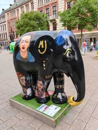 慶祝阿姆斯特丹建城750 週年的Elephant Parade