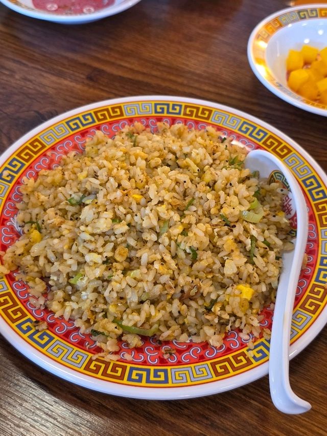 볶음밥이 놀라울 정도로 맛있어요!