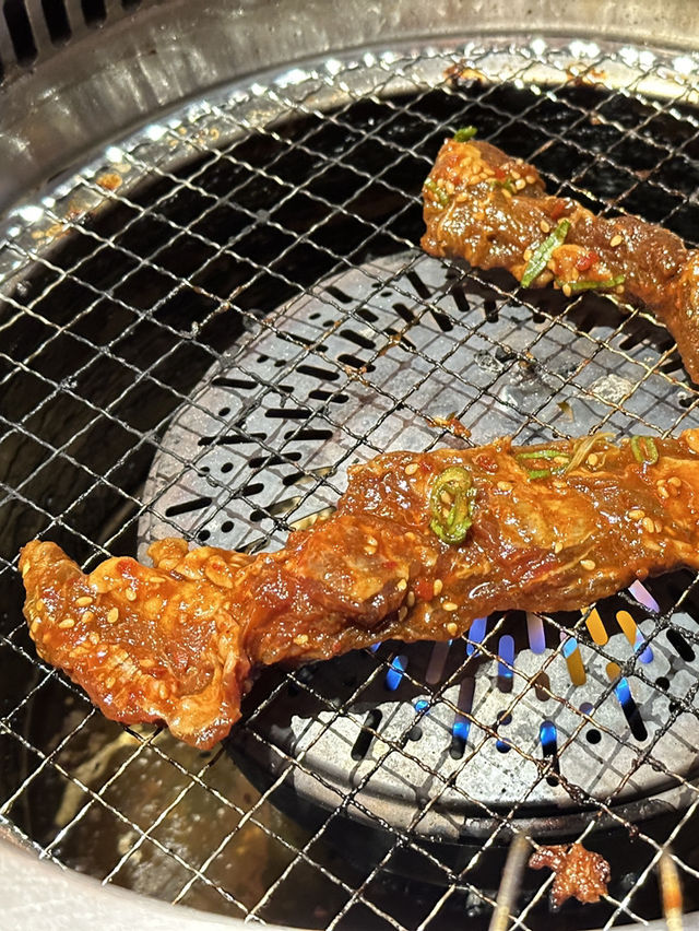 沖繩平價燒肉推薦_ 焼肉きんぐ – 那覇久茂地店